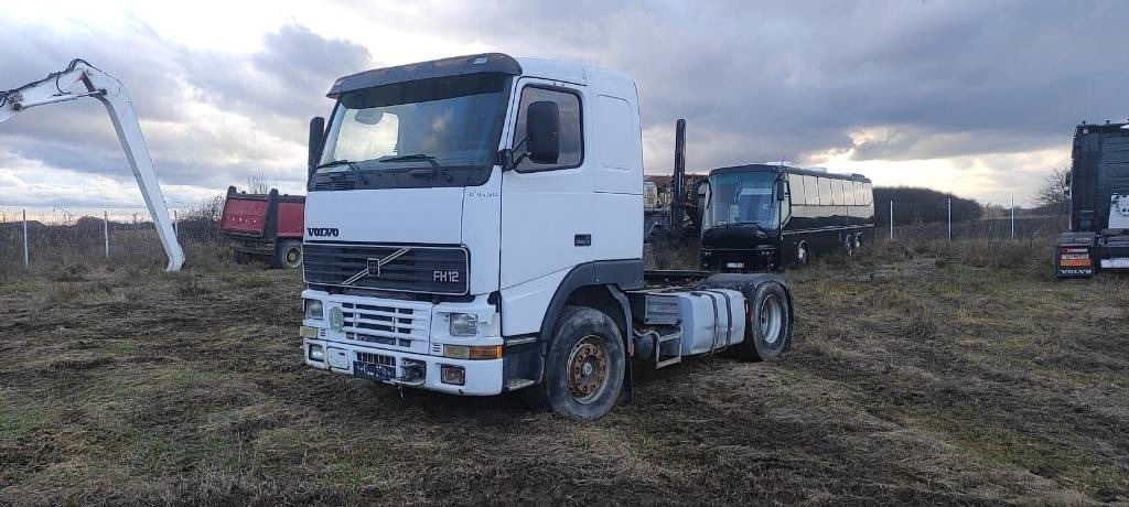 Volvo FH12 380 - Vlačilec: slika 2 Volvo FH12 380 - Vlačilec: slika 2