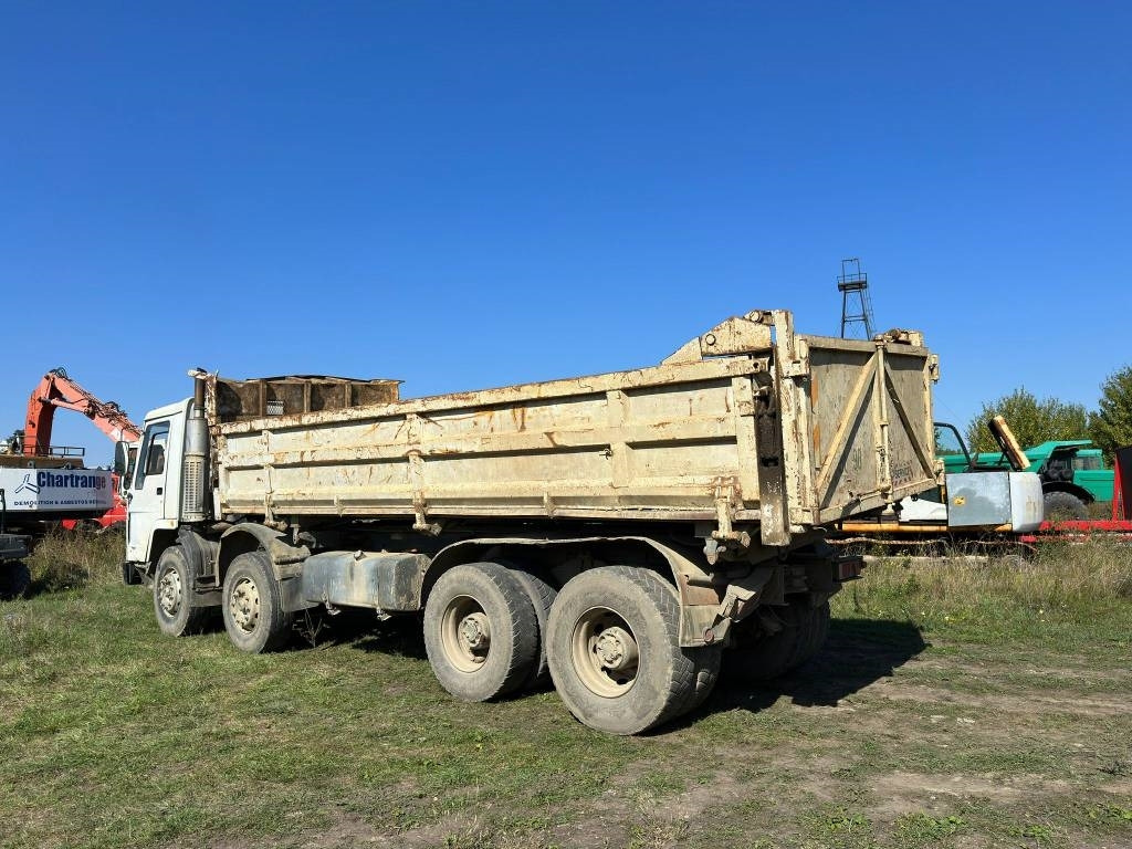 Volvo FL 10 - Tovornjak prekucnik: slika 3 Volvo FL 10 - Tovornjak prekucnik: slika 3