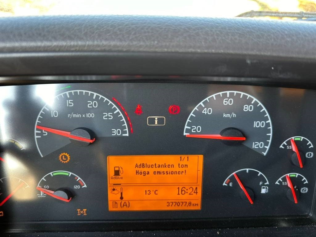 Črpalka za beton Volvo FM 480: slika 11