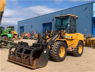 Volvo L 35 G - Kolesni nakladalec: slika 1 Volvo L 35 G - Kolesni nakladalec: slika 1