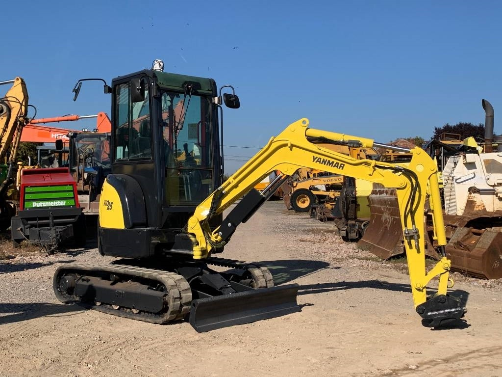 Yanmar Vio 25-4 - Mini bager: slika 2 Yanmar Vio 25-4 - Mini bager: slika 2