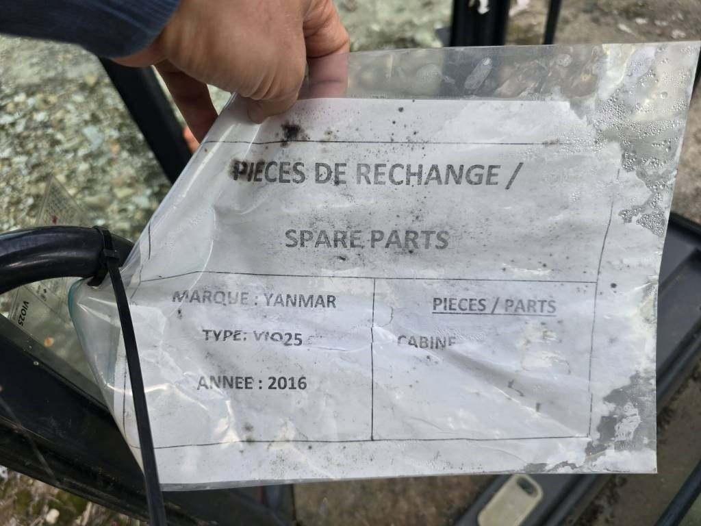 Yanmar Vio 25 Cabine - Kabina za Gradbeni stroj: slika 4 Yanmar Vio 25 Cabine - Kabina za Gradbeni stroj: slika 4