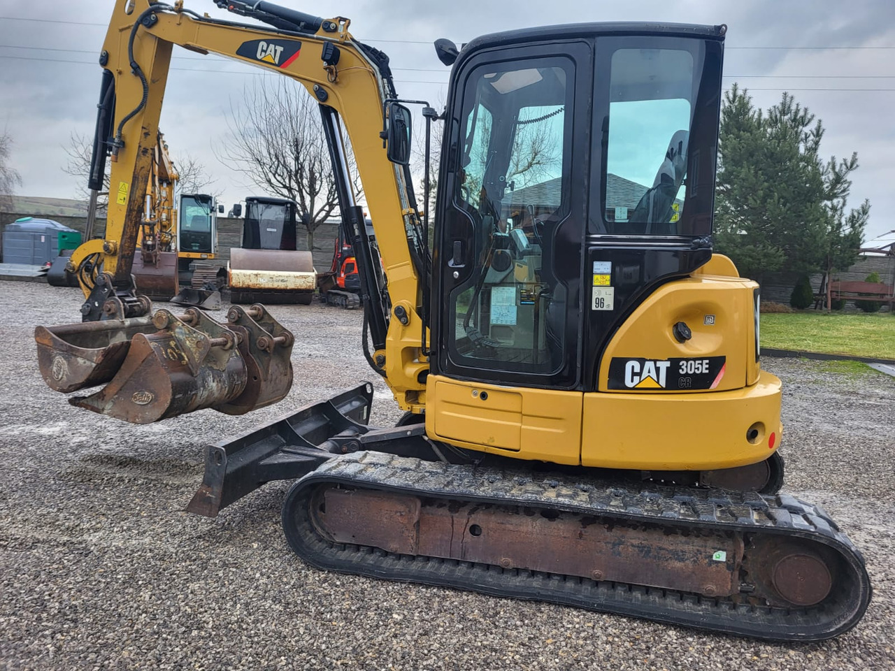 CATERPILLAR 305E CR - Mini bager: slika 1 CATERPILLAR 305E CR - Mini bager: slika 1