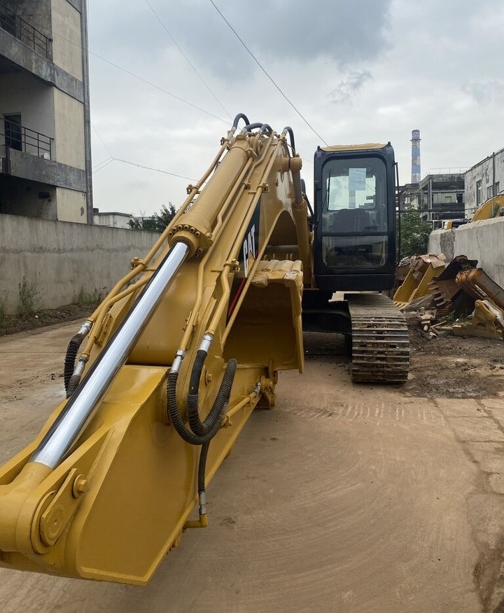 Caterpillar 320C - Bager goseničar: slika 2 Caterpillar 320C - Bager goseničar: slika 2