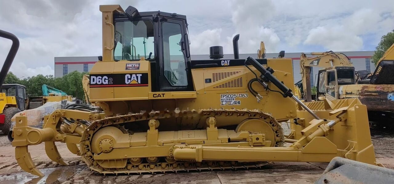 Caterpillar D6G-2 - Buldožer: slika 1 Caterpillar D6G-2 - Buldožer: slika 1