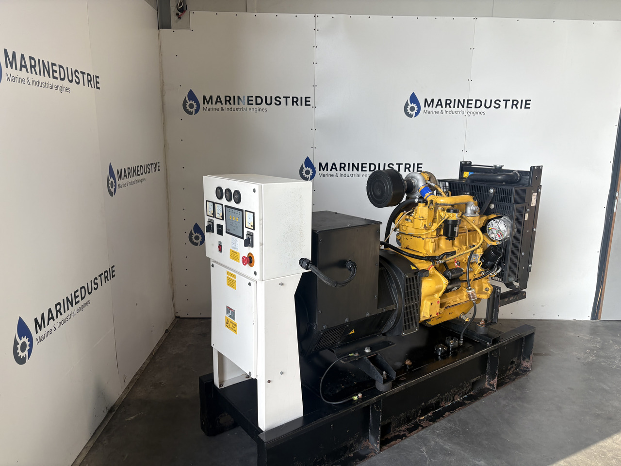 John Deere John Deere 4039TF009 65KVA Stamford - Motor za Industrijska oprema: slika 3 John Deere John Deere 4039TF009 65KVA Stamford - Motor za Industrijska oprema: slika 3