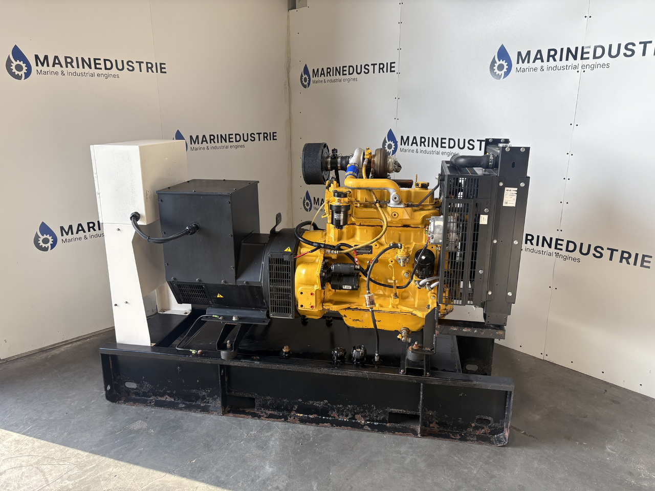 John Deere John Deere 4039TF009 65KVA Stamford - Motor za Industrijska oprema: slika 1 John Deere John Deere 4039TF009 65KVA Stamford - Motor za Industrijska oprema: slika 1