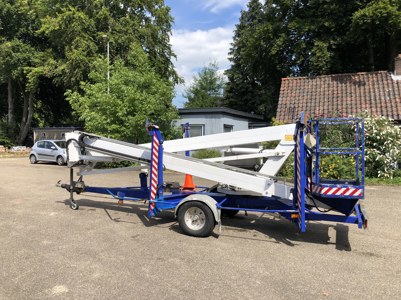 Custer R17EHS 2002 230V trailer mounted platform R17 - Dvižna košara na prikolici: slika 2 Custer R17EHS 2002 230V trailer mounted platform R17 - Dvižna košara na prikolici: slika 2
