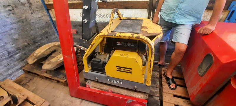 Atlas-Copco Rüttelplatte LJ500 - Vibracijska plošča: slika 1 Atlas-Copco Rüttelplatte LJ500 - Vibracijska plošča: slika 1