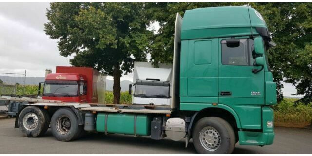 DAF XF105-460Super Spacs Cap G.Haus/Hoch Retarder - Tovornjak za prevoz lesa: slika 3 DAF XF105-460Super Spacs Cap G.Haus/Hoch Retarder - Tovornjak za prevoz lesa: slika 3