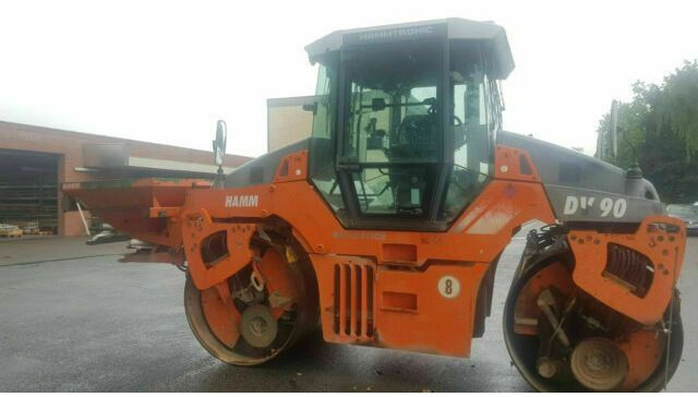 Hamm DV90 VO mit Streuer Klima Deutsche Maschine - Valjar: slika 3 Hamm DV90 VO mit Streuer Klima Deutsche Maschine - Valjar: slika 3