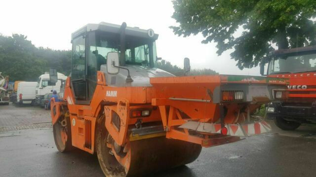 Hamm DV90 VO mit Streuer Klima German Maschine - Cestni valjar: slika 2 Hamm DV90 VO mit Streuer Klima German Maschine - Cestni valjar: slika 2