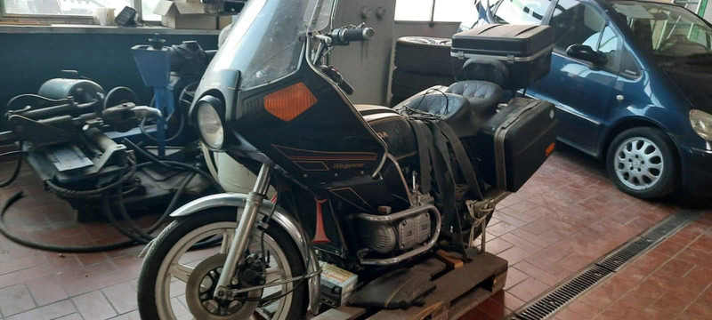 Honda GL 2 Goldwing - Motorno kolo: slika 1 Honda GL 2 Goldwing - Motorno kolo: slika 1