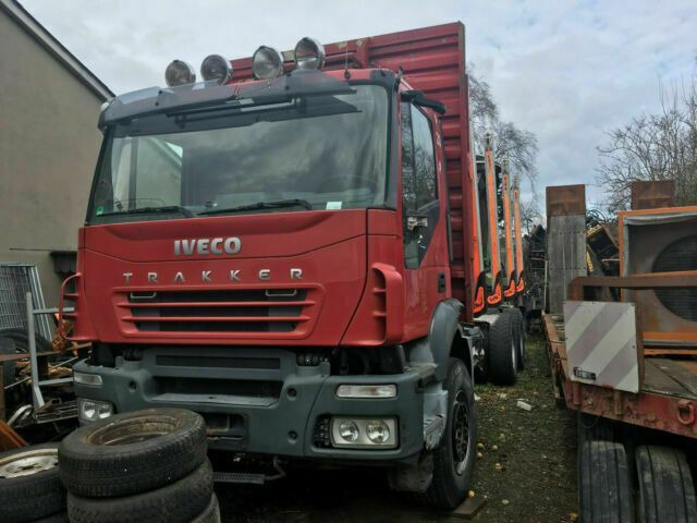 Iveco AD260T450PS 6x4 Blatt Blatt (E:5) - Tovornjak za prevoz lesa, Tovornjak z dvigalom: slika 1 Iveco AD260T450PS 6x4 Blatt Blatt (E:5) - Tovornjak za prevoz lesa, Tovornjak z dvigalom: slika 1