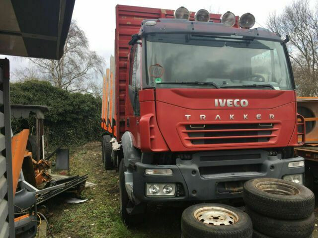 Iveco AD260T450PS 6x4 Blatt Blatt (E:5) - Tovornjak za prevoz lesa, Tovornjak z dvigalom: slika 4 Iveco AD260T450PS 6x4 Blatt Blatt (E:5) - Tovornjak za prevoz lesa, Tovornjak z dvigalom: slika 4