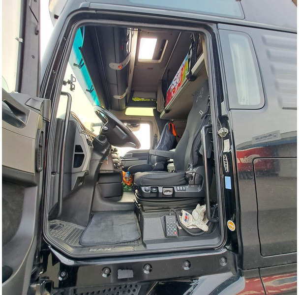 MAN 26.500 - Kontejnerski tovornjak/ Tovornjak z zamenljivim tovoriščem: slika 4 MAN 26.500 - Kontejnerski tovornjak/ Tovornjak z zamenljivim tovoriščem: slika 4