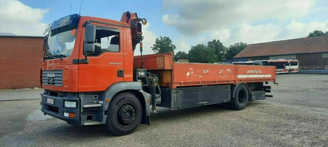 MAN TG-M18.280PS Hiab 111B-2 mit Funk - Tovornjak s kesonom, Tovornjak z dvigalom: slika 5 MAN TG-M18.280PS Hiab 111B-2 mit Funk - Tovornjak s kesonom, Tovornjak z dvigalom: slika 5