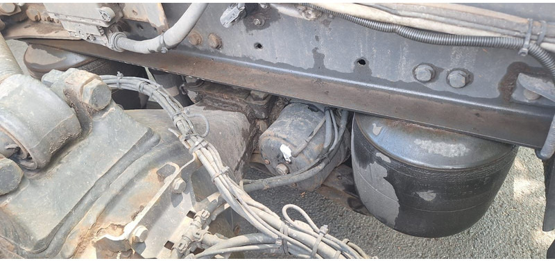 Tovornjak-šasija Mercedes-Benz 1833 2 Achser für BDF mit LBW: slika 9 Tovornjak-šasija Mercedes-Benz 1833 2 Achser für BDF mit LBW: slika 9