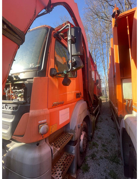 Mercedes-Benz 2540 Axor Müllwagen 6x2 Schalter Klima - Smetarski tovornjak: slika 2 Mercedes-Benz 2540 Axor Müllwagen 6x2 Schalter Klima - Smetarski tovornjak: slika 2