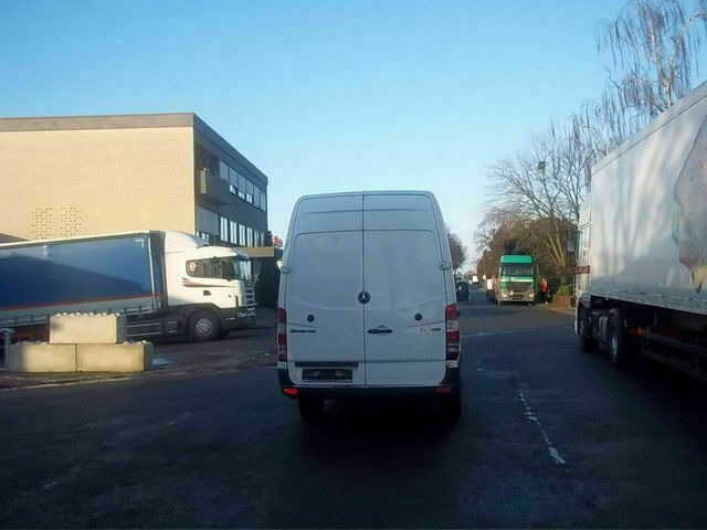 Mercedes-Benz 300-serie 311 Maxi Lang Hoch German Truck - Furgon: slika 4 Mercedes-Benz 300-serie 311 Maxi Lang Hoch German Truck - Furgon: slika 4