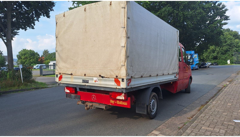Dostavno vozilo s ponjavo, Dostavno vozilo z dvojno kabino Mercedes-Benz 319 Doka: slika 7