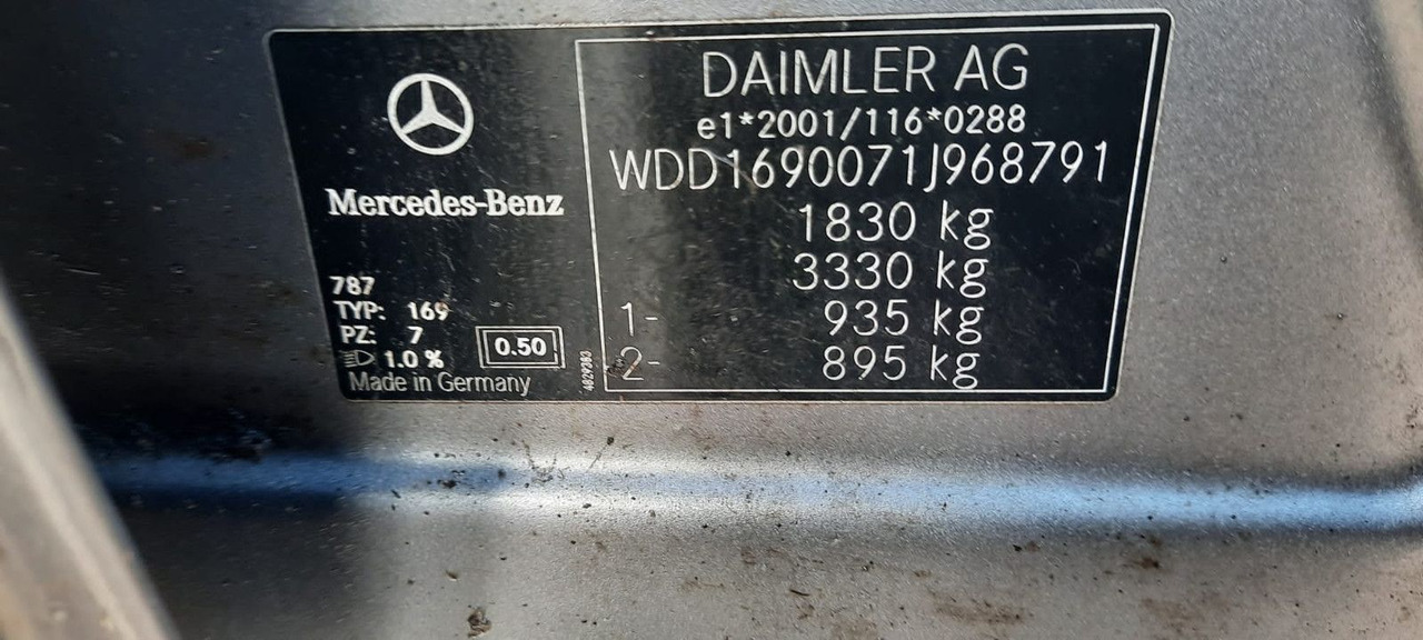 Mercedes-Benz A 180 A 180 CDI AVANTGARDE - Limuzina: slika 4 Mercedes-Benz A 180 A 180 CDI AVANTGARDE - Limuzina: slika 4