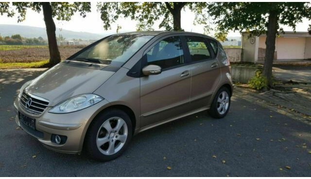 Mercedes-Benz A-Klasse 200 CDI - Avtomobil: slika 1 Mercedes-Benz A-Klasse 200 CDI - Avtomobil: slika 1