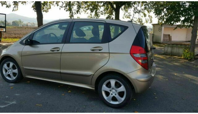 Mercedes-Benz A-Klasse 200 CDI - Avtomobil: slika 4 Mercedes-Benz A-Klasse 200 CDI - Avtomobil: slika 4