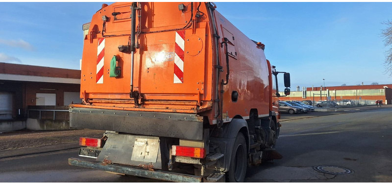 Mercedes-Benz Atego 1524 2 6-Zyl. 4x2 - Vozilo za pometanje: slika 4 Mercedes-Benz Atego 1524 2 6-Zyl. 4x2 - Vozilo za pometanje: slika 4