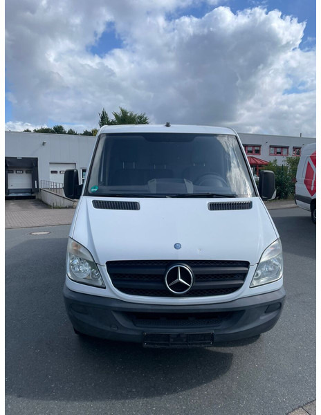 Mercedes-Benz Sprinter 315 - Furgon: slika 3 Mercedes-Benz Sprinter 315 - Furgon: slika 3