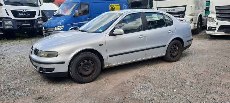 SEAT Toledo Signo 1,8 20V Autom - Limuzina: slika 4 SEAT Toledo Signo 1,8 20V Autom - Limuzina: slika 4