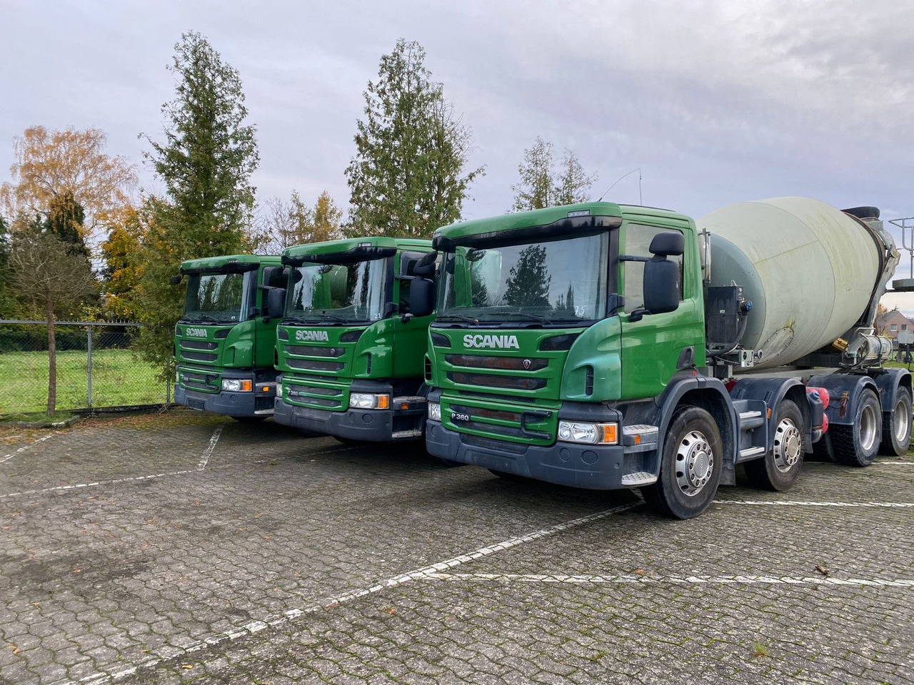 Scania 2x P360 Betonmischer 8x4 Blatt/Blatt E6 2 stück - Avtomešalec: slika 3 Scania 2x P360 Betonmischer 8x4 Blatt/Blatt E6 2 stück - Avtomešalec: slika 3