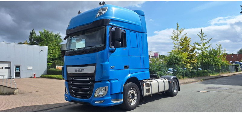 DAF XF106/460 - Vlačilec: slika 1 DAF XF106/460 - Vlačilec: slika 1