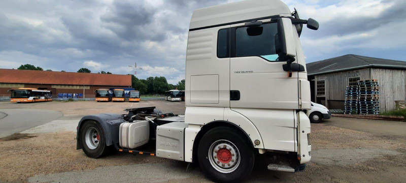 MAN TGX 18.440PS Kipperhyd. 1-Hand - Vlačilec: slika 4 MAN TGX 18.440PS Kipperhyd. 1-Hand - Vlačilec: slika 4