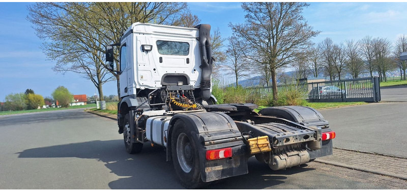 Mercedes-Benz 1840 HD 4x4 Arocs - Vlačilec: slika 5 Mercedes-Benz 1840 HD 4x4 Arocs - Vlačilec: slika 5