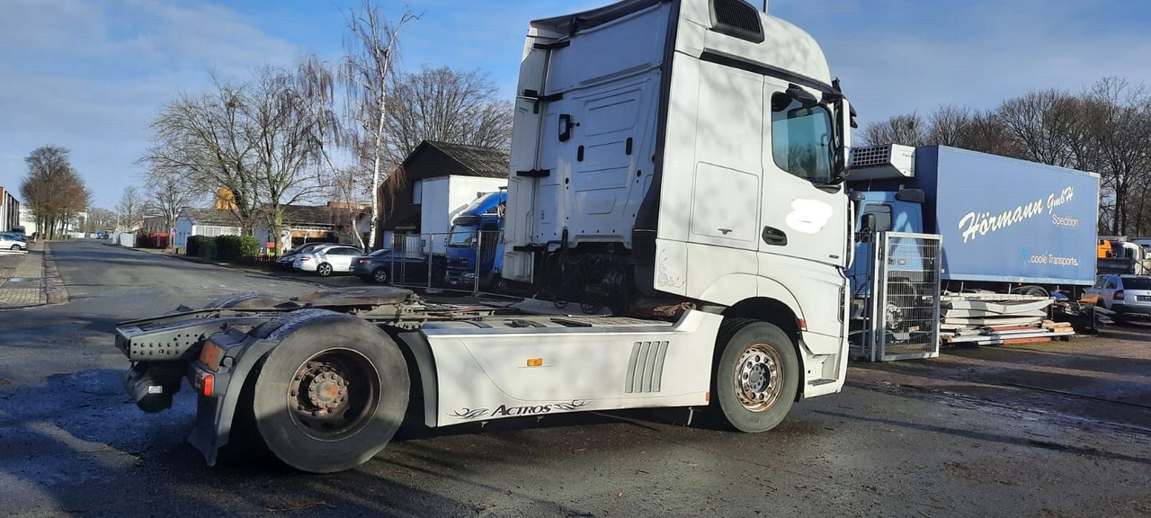 Mercedes-Benz 1845 Actros MP 4 - Vlačilec: slika 4 Mercedes-Benz 1845 Actros MP 4 - Vlačilec: slika 4