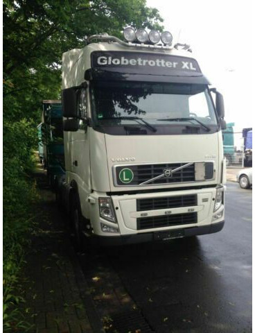 Volvo FH 440 G.Haus-Hochdach Euro:4 German Truck - Vlačilec: slika 3 Volvo FH 440 G.Haus-Hochdach Euro:4 German Truck - Vlačilec: slika 3