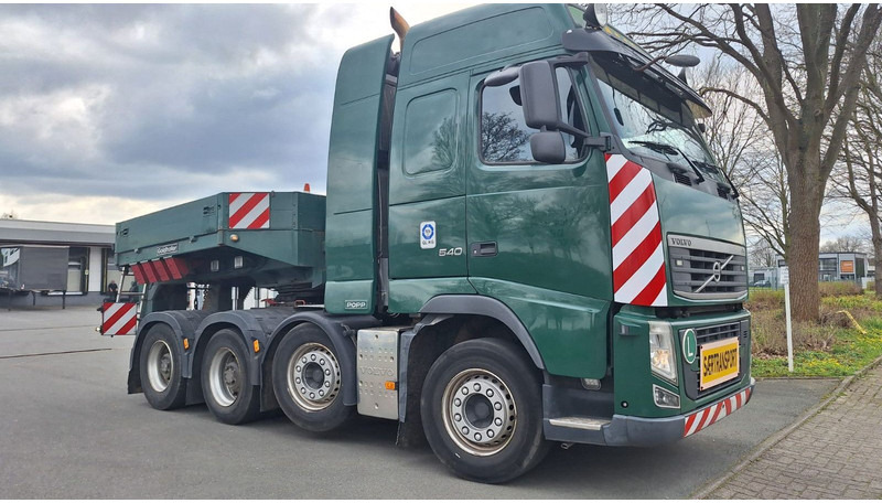 Volvo FH 540 8x4 - Vlačilec: slika 2 Volvo FH 540 8x4 - Vlačilec: slika 2