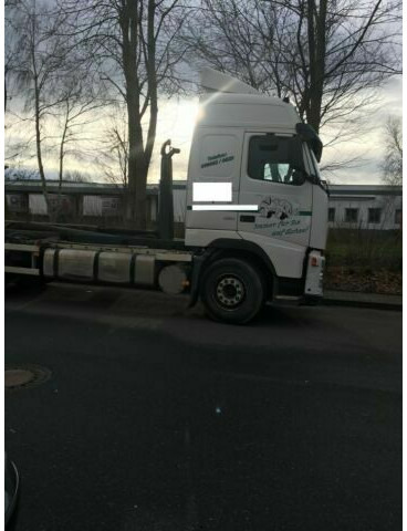 Volvo FH12-420 G.Haus 2xBett Klima Schaltgetriebe Reta - Kotalni prekucni tovornjak: slika 5 Volvo FH12-420 G.Haus 2xBett Klima Schaltgetriebe Reta - Kotalni prekucni tovornjak: slika 5