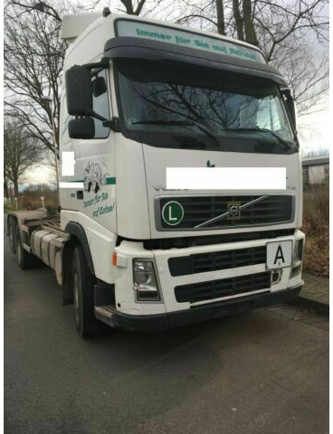 Volvo FH12-420 G.Haus 2xBett Klima Schaltgetriebe Reta - Kotalni prekucni tovornjak: slika 2 Volvo FH12-420 G.Haus 2xBett Klima Schaltgetriebe Reta - Kotalni prekucni tovornjak: slika 2