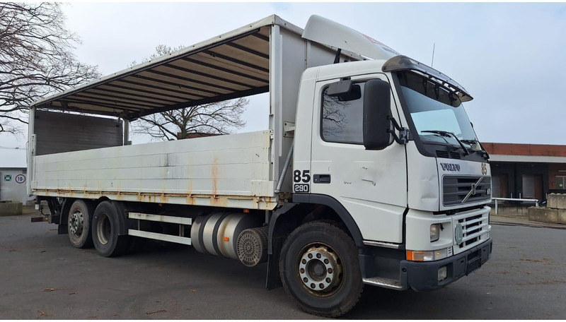 Volvo FM7 6x2 Koffer 3x vorhanden - Tovornjak s kesonom: slika 2 Volvo FM7 6x2 Koffer 3x vorhanden - Tovornjak s kesonom: slika 2