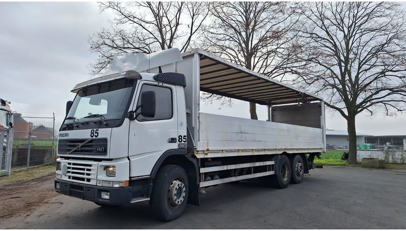 Volvo FM7 6x2 Koffer 3x vorhanden - Tovornjak s kesonom: slika 1 Volvo FM7 6x2 Koffer 3x vorhanden - Tovornjak s kesonom: slika 1