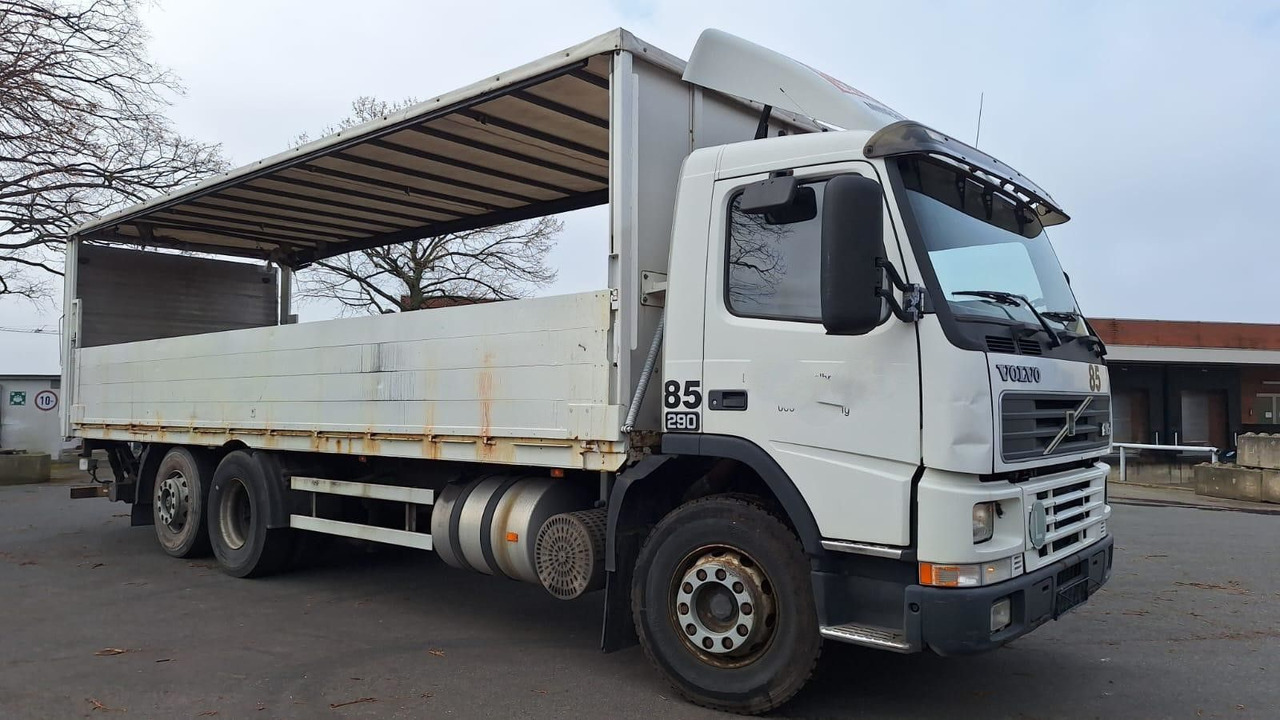 Volvo FM7 6x2 Koffer 3x vorhanden - Tovornjak zabojnik: slika 2 Volvo FM7 6x2 Koffer 3x vorhanden - Tovornjak zabojnik: slika 2