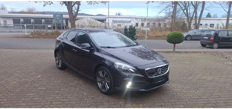 Volvo V40 Cross Country You! - Avtomobil: slika 1 Volvo V40 Cross Country You! - Avtomobil: slika 1