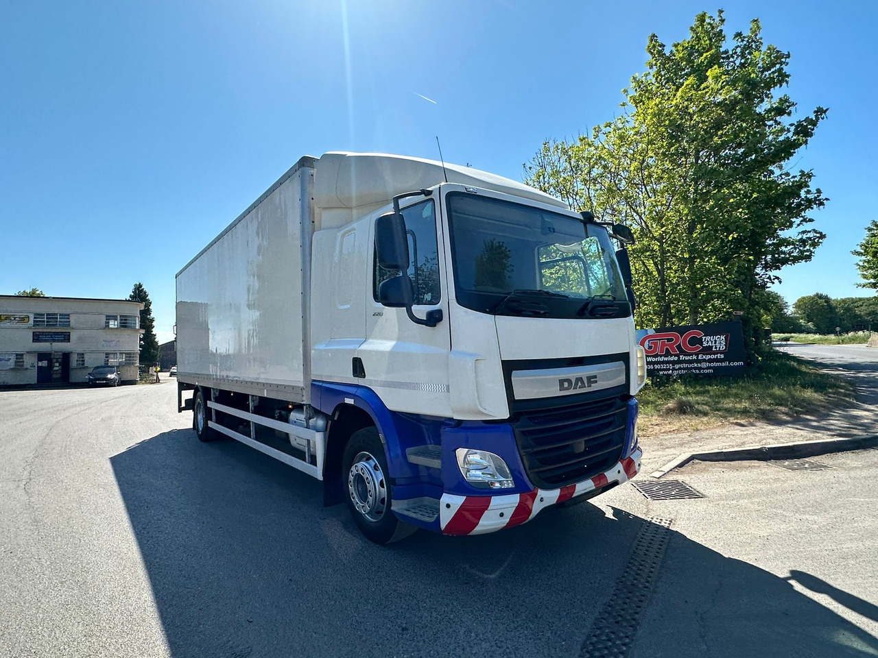 2016 DAF CF 220 Rigid Truck - Tovornjak zabojnik: slika 3 2016 DAF CF 220 Rigid Truck - Tovornjak zabojnik: slika 3