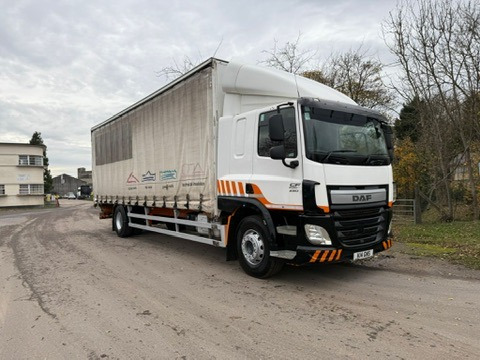 2016 DAF CF 250 Curtainside Truck - Tovornjak s ponjavo: slika 2 2016 DAF CF 250 Curtainside Truck - Tovornjak s ponjavo: slika 2