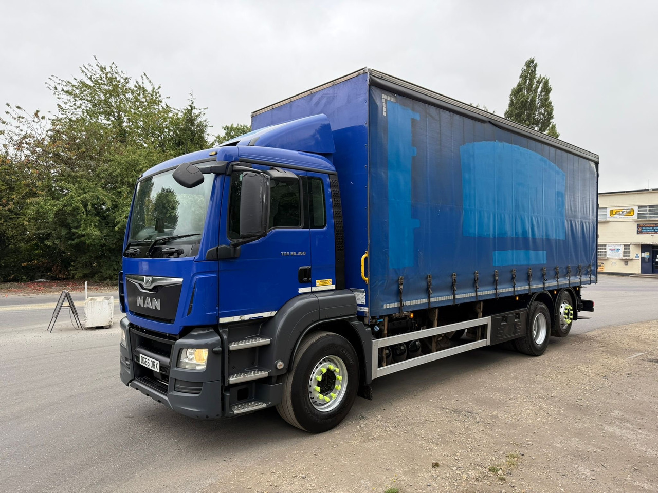 2016 MAN TGS 26 Curtainside Truck - Tovornjak s ponjavo: slika 2 2016 MAN TGS 26 Curtainside Truck - Tovornjak s ponjavo: slika 2