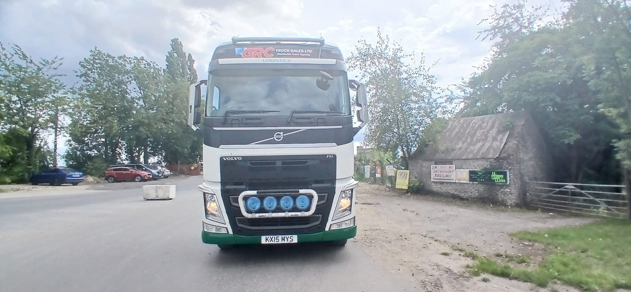 2015 Volvo FH 500 Tractor Unit - Vlačilec: slika 2 2015 Volvo FH 500 Tractor Unit - Vlačilec: slika 2