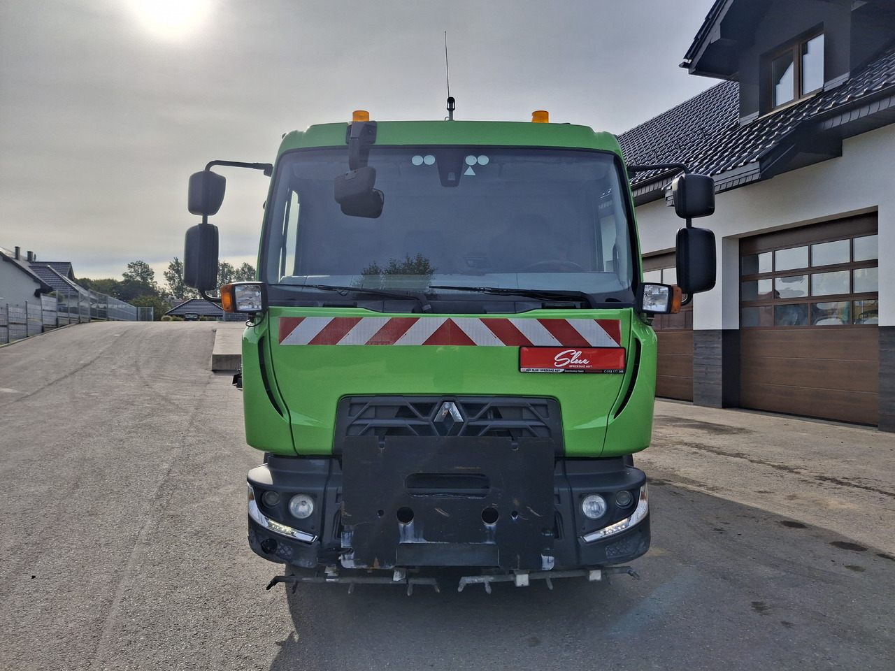 RENAULT D16 Polewaczka Karcher Straßenwaschanlage Euro 6 - Komunalno/ Posebno vozilo: slika 2 RENAULT D16 Polewaczka Karcher Straßenwaschanlage Euro 6 - Komunalno/ Posebno vozilo: slika 2