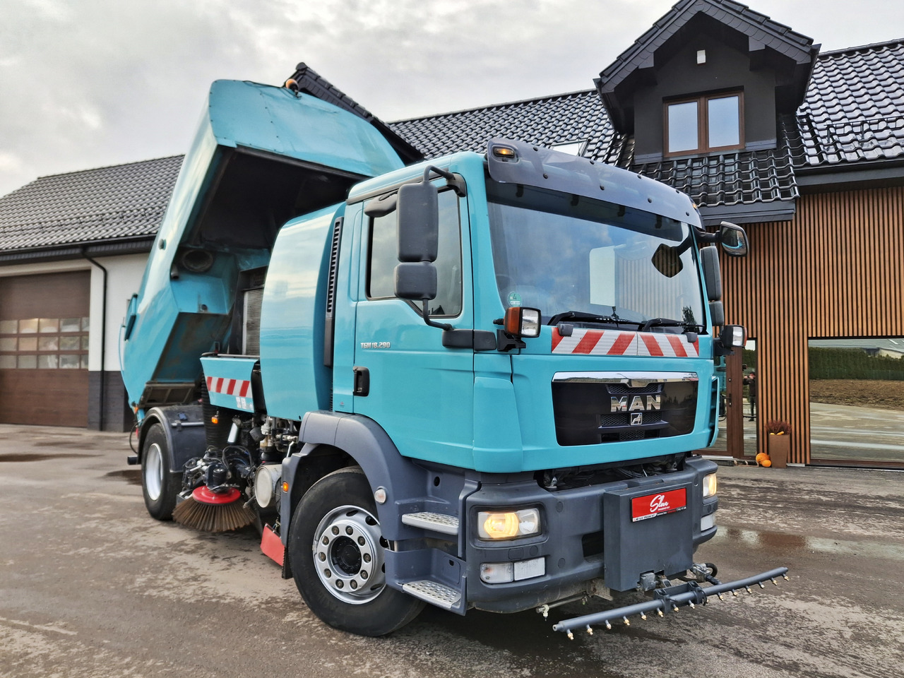 MAN 18.290 Zamiatarka Kehrmaschine BUCHER PM10 L/R Karcher - Vozilo za pometanje: slika 5 MAN 18.290 Zamiatarka Kehrmaschine BUCHER PM10 L/R Karcher - Vozilo za pometanje: slika 5